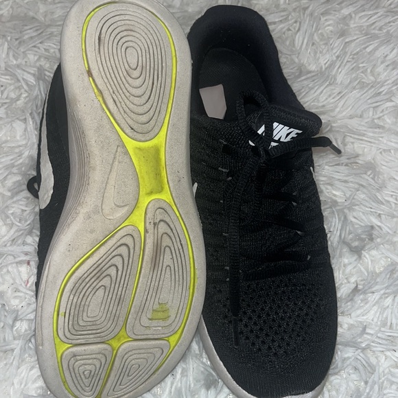 Lunarepic low flyknit 2 GS women 8.5 - Picture 2 of 4